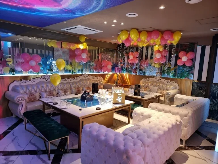 강남사라있네 B2 클래식 VIP